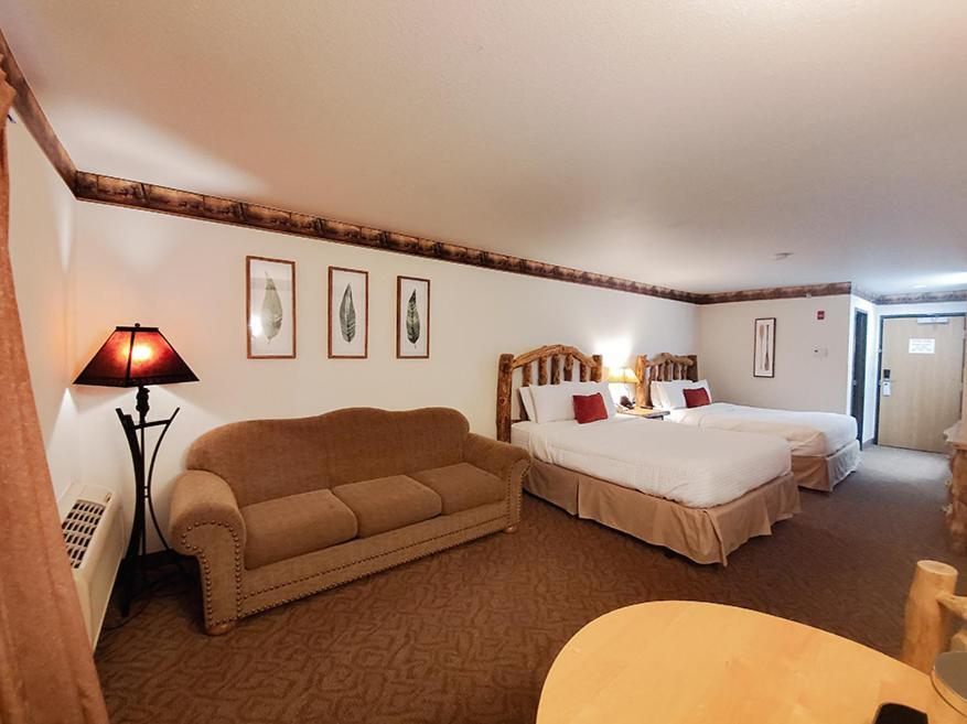 Grand Bear Resort At Starved Rock Utica Екстер'єр фото