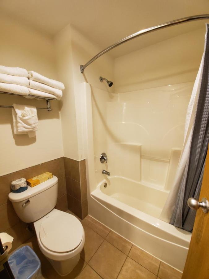 Grand Bear Resort At Starved Rock Utica Екстер'єр фото